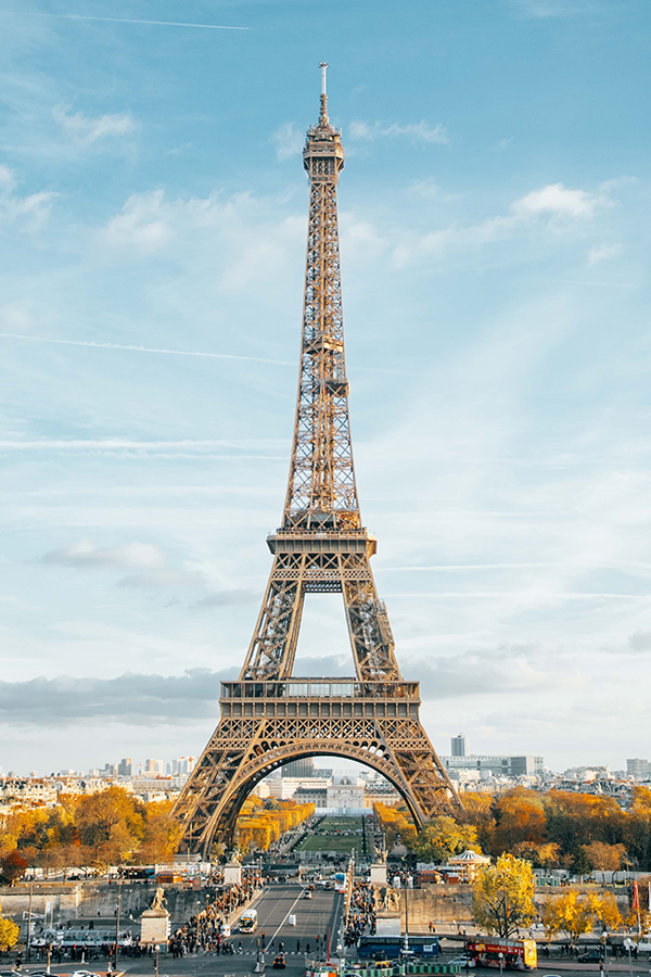 Photo d'illustration pour le stage à l'étranger, stage en France, en Hôtellerie et Restauration avec Alzea, Tour Eiffel Paris